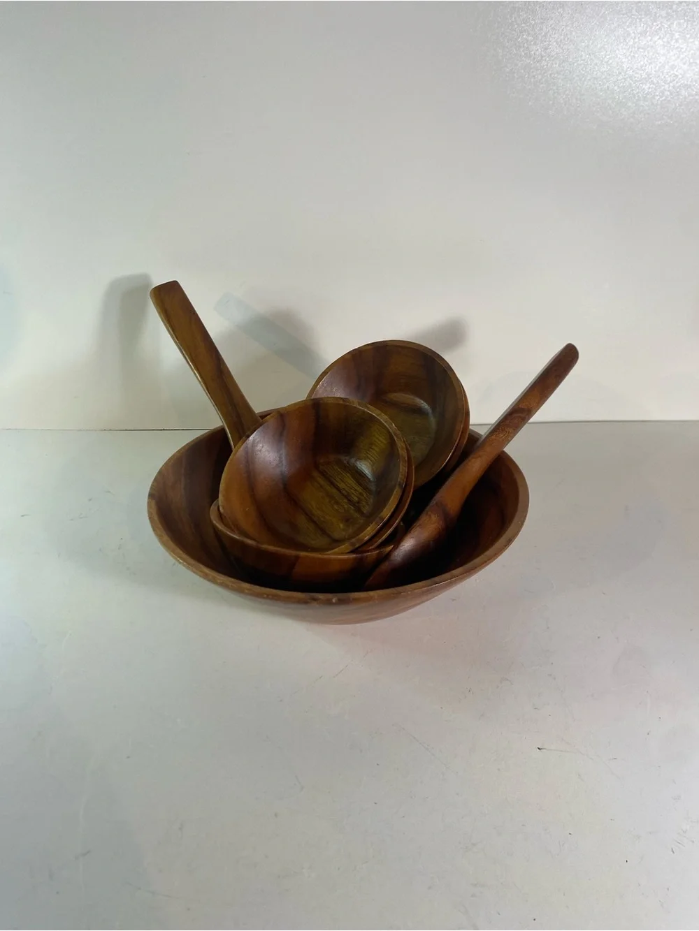 Wooden Salad Bowl 4 Salad Bowls Fork & Spoon 5th Bowl Included With Chip